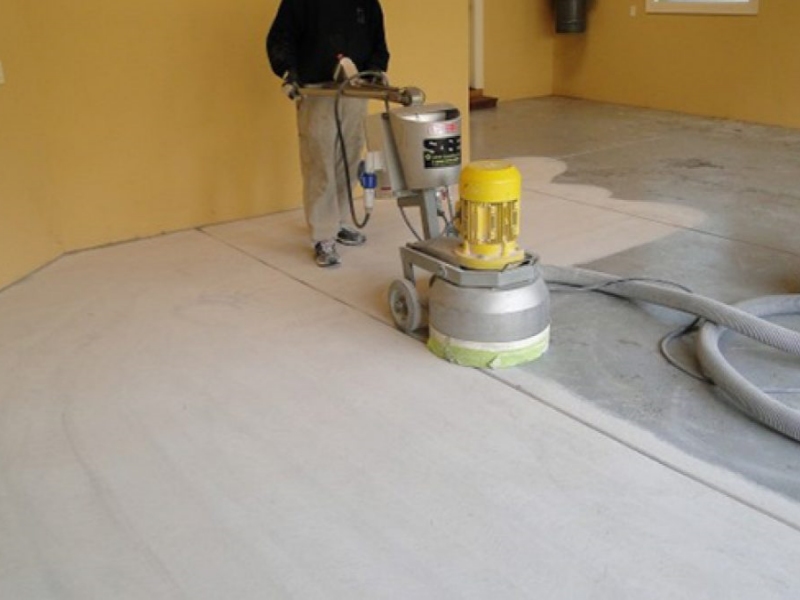 Perché la rimozione del rivestimento dovrebbe essere il primo passo nel restauro del pavimento